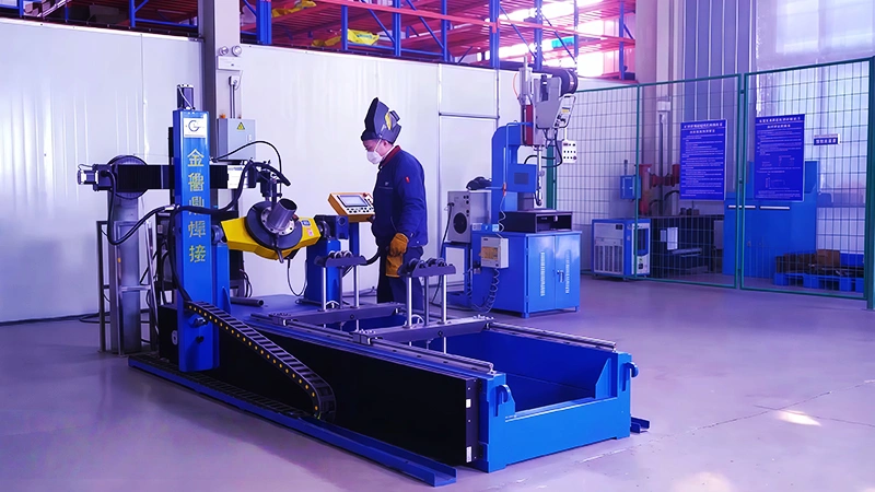 Taller de soldadura de intercambiadores de calor de carcasa y tubos