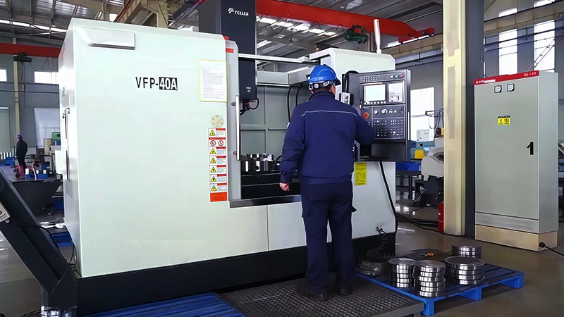 Taller de mecanizado de intercambiadores de calor de carcasa y tubos