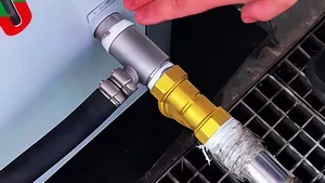 Instalación de tuberías del enfriador industrial